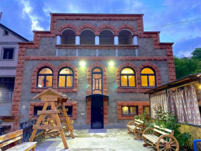 Red Rose House